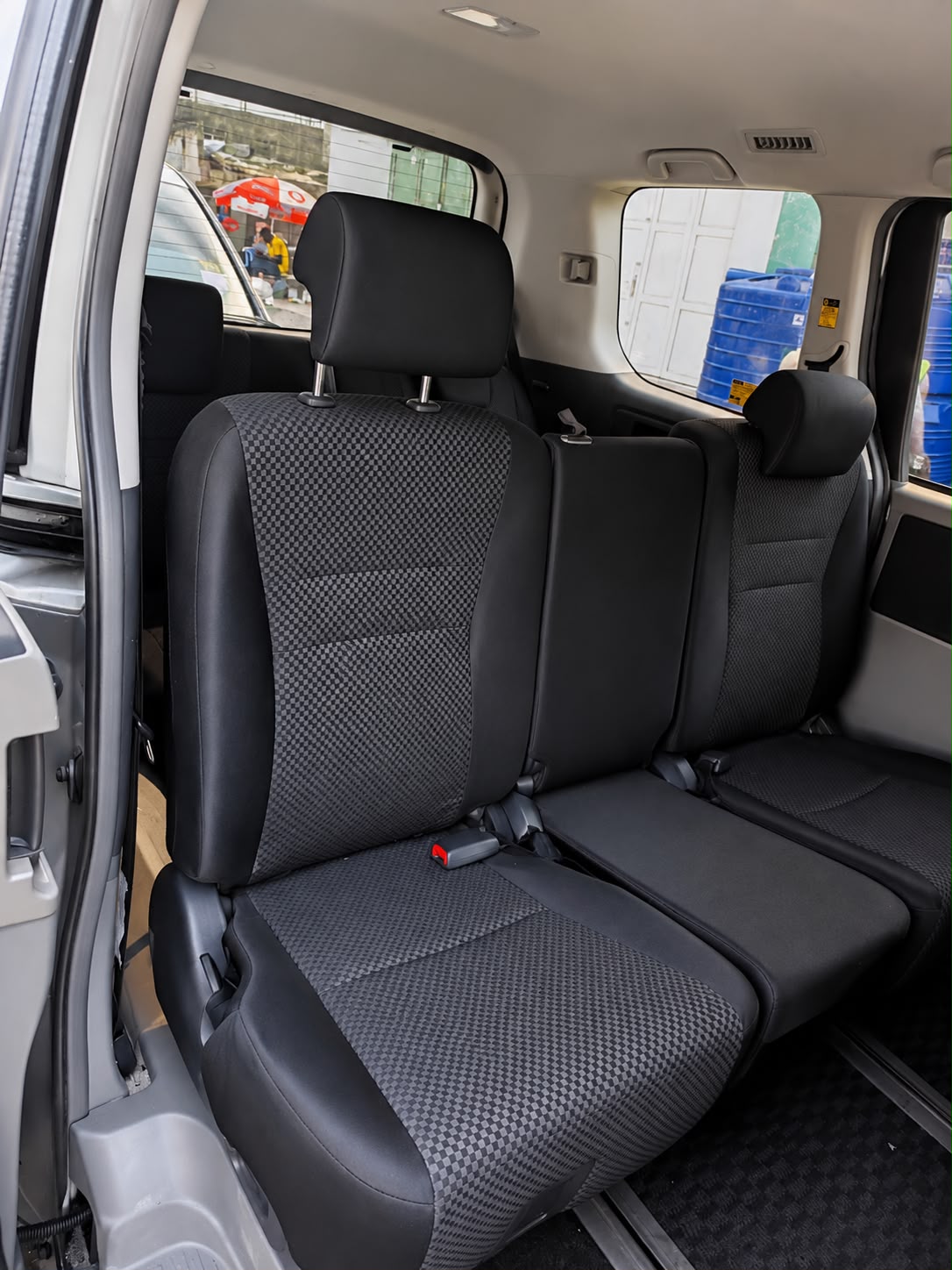 Sièges Toyota Noah